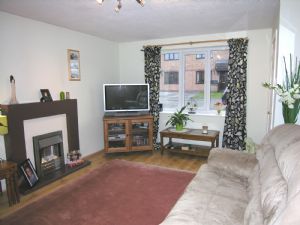 Living room- click for photo gallery